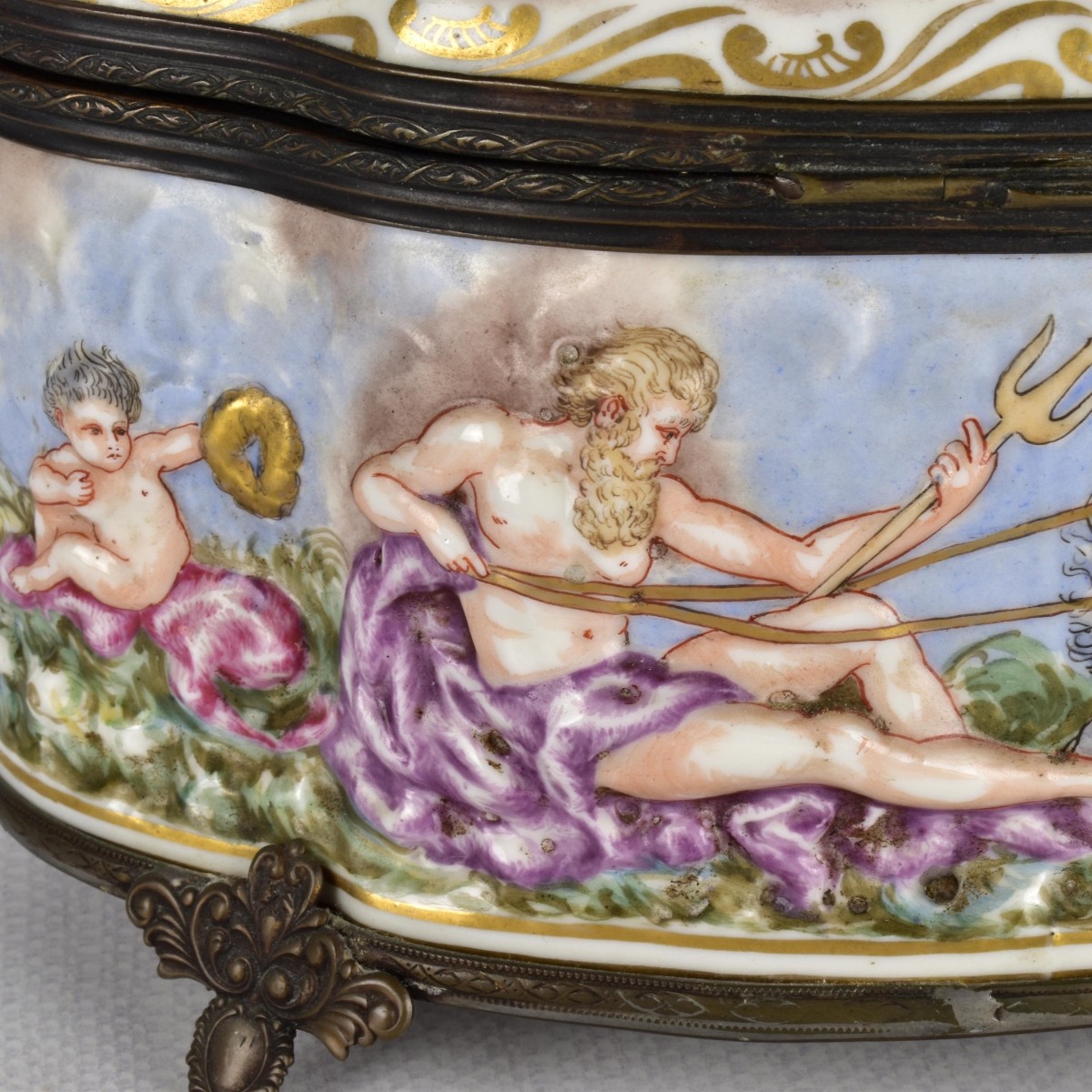 Italian Capodimonte Porcelain Box