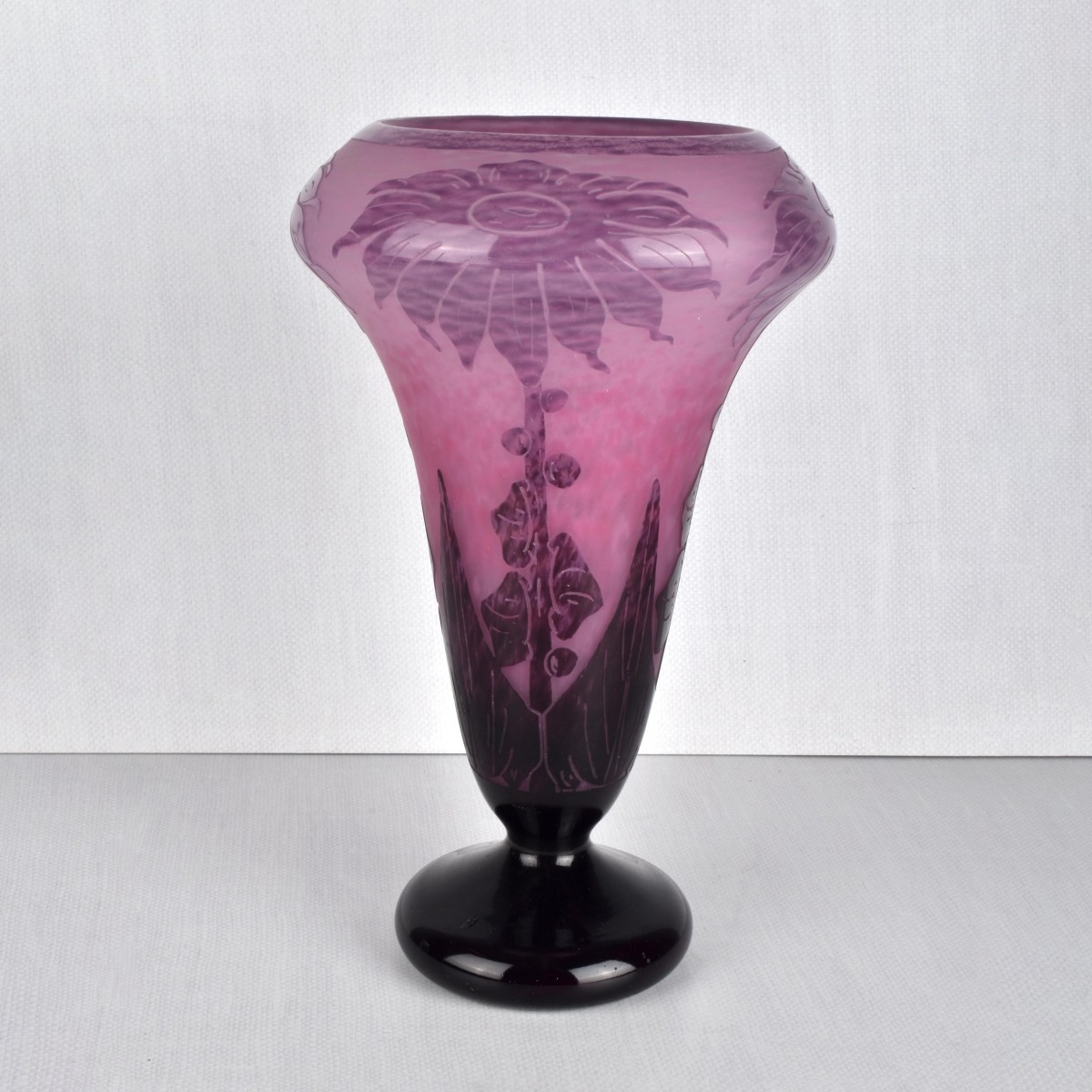 Le Verre Francais "Dahlias" Vase