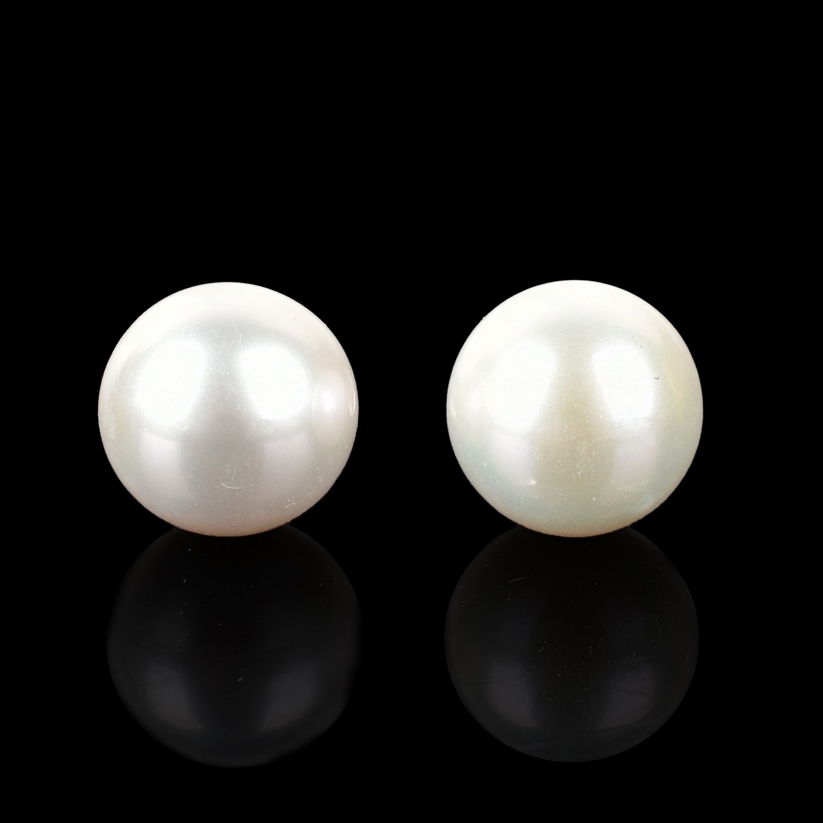 Akoya Pearl and 18K Ear Studs