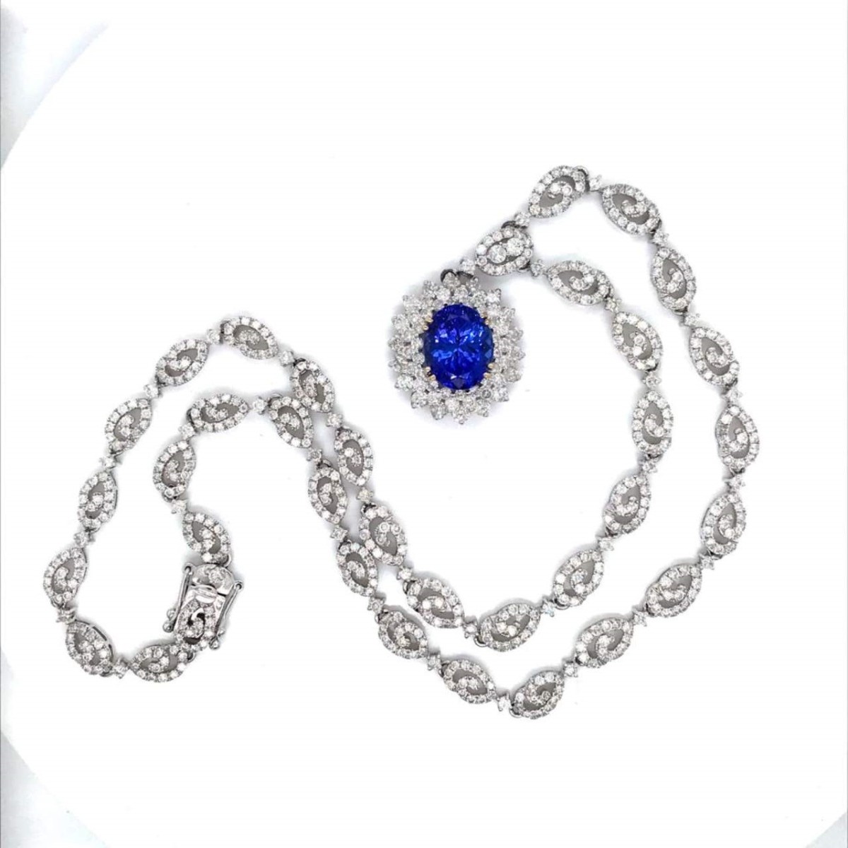 Tanzanite, Diamond and 18K Necklace