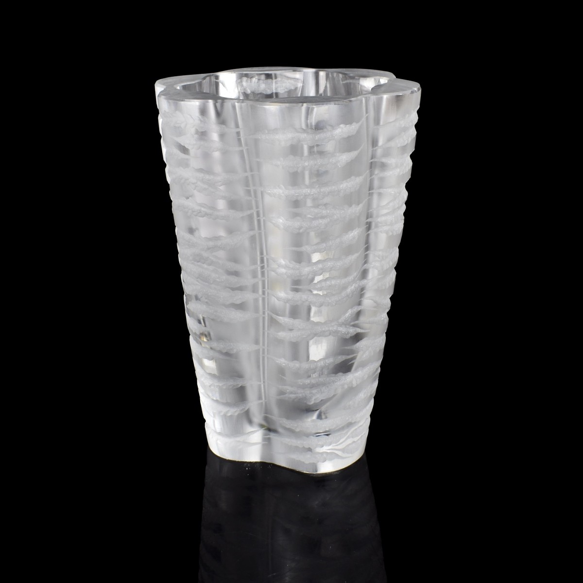 Lalique France "Grand Senlis" Vase