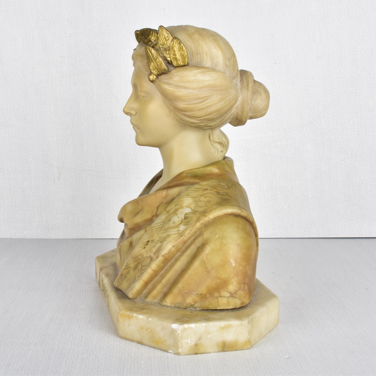 Antique Carved Marble Bust of Saffo