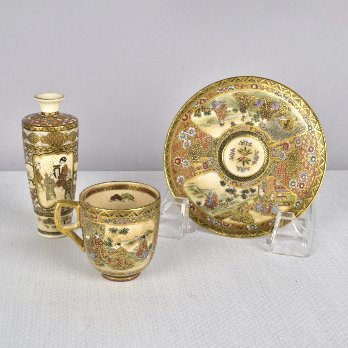 Antique Japanese Satsuma Earthenware Pieces