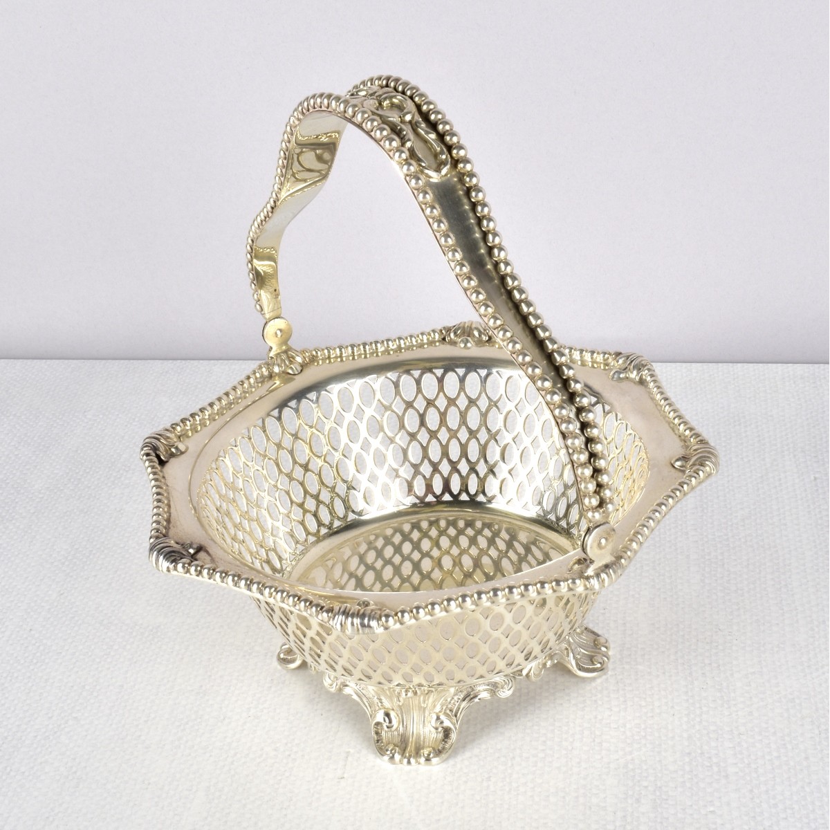 Topazio Sterling Pierced Footed Basket