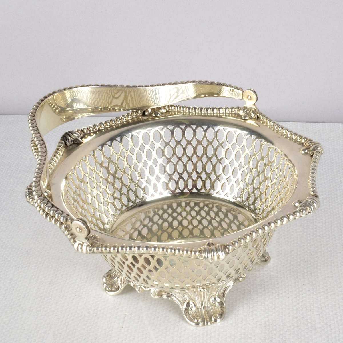 Topazio Sterling Pierced Footed Basket