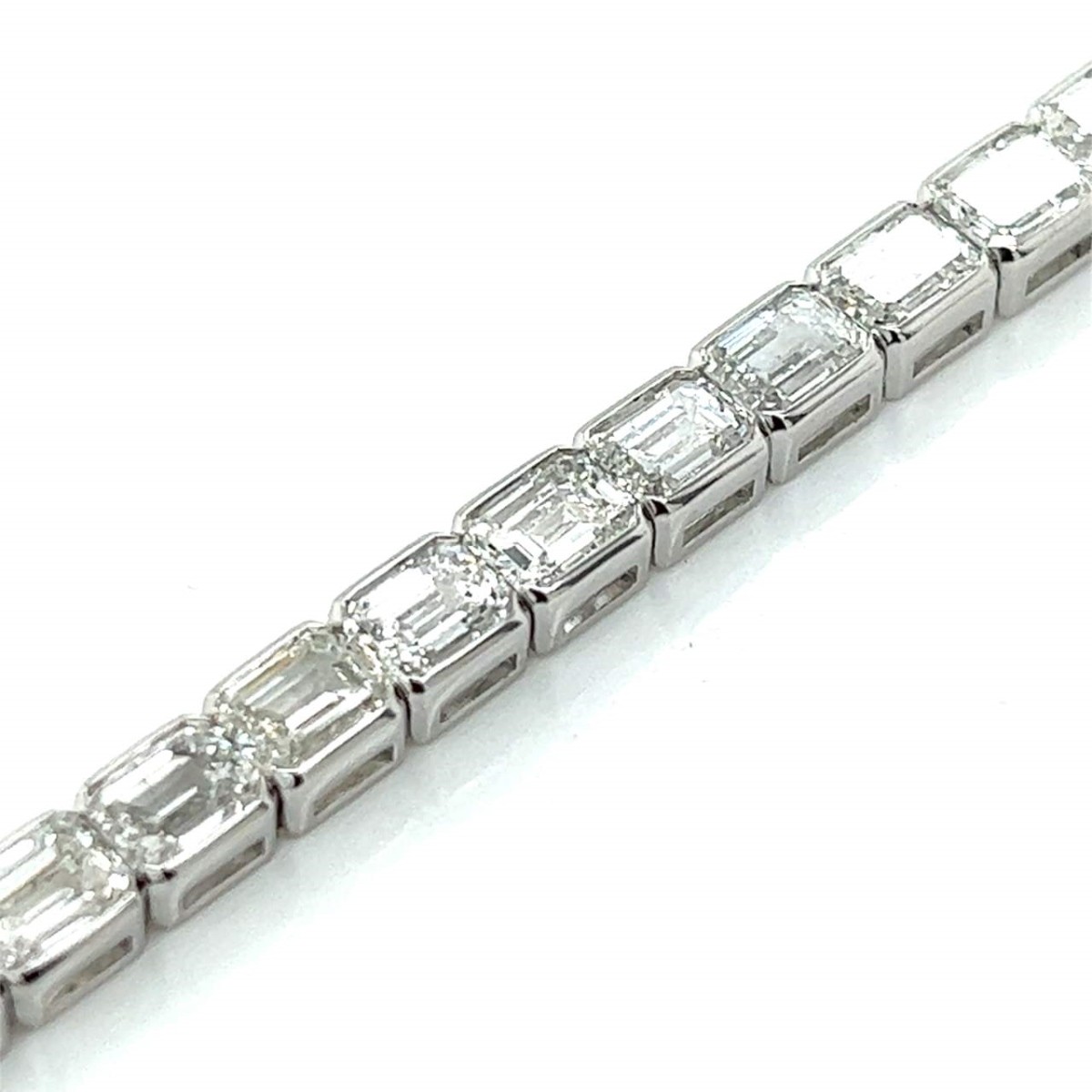 Diamond and Platinum Tennis Bracelet