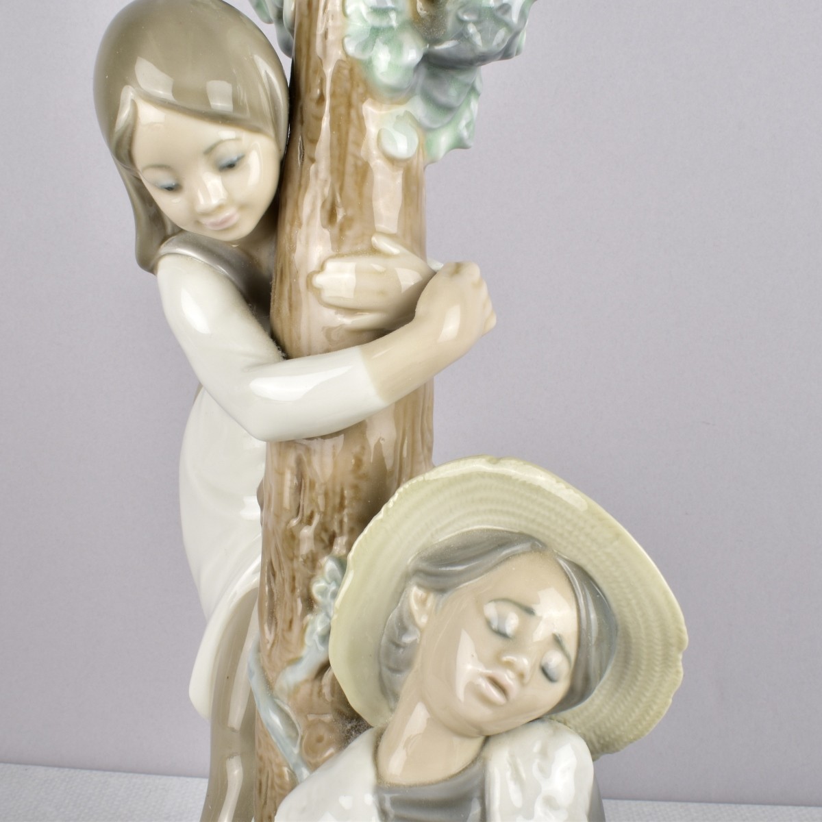 Lladro Glazed Porcelain Figurine