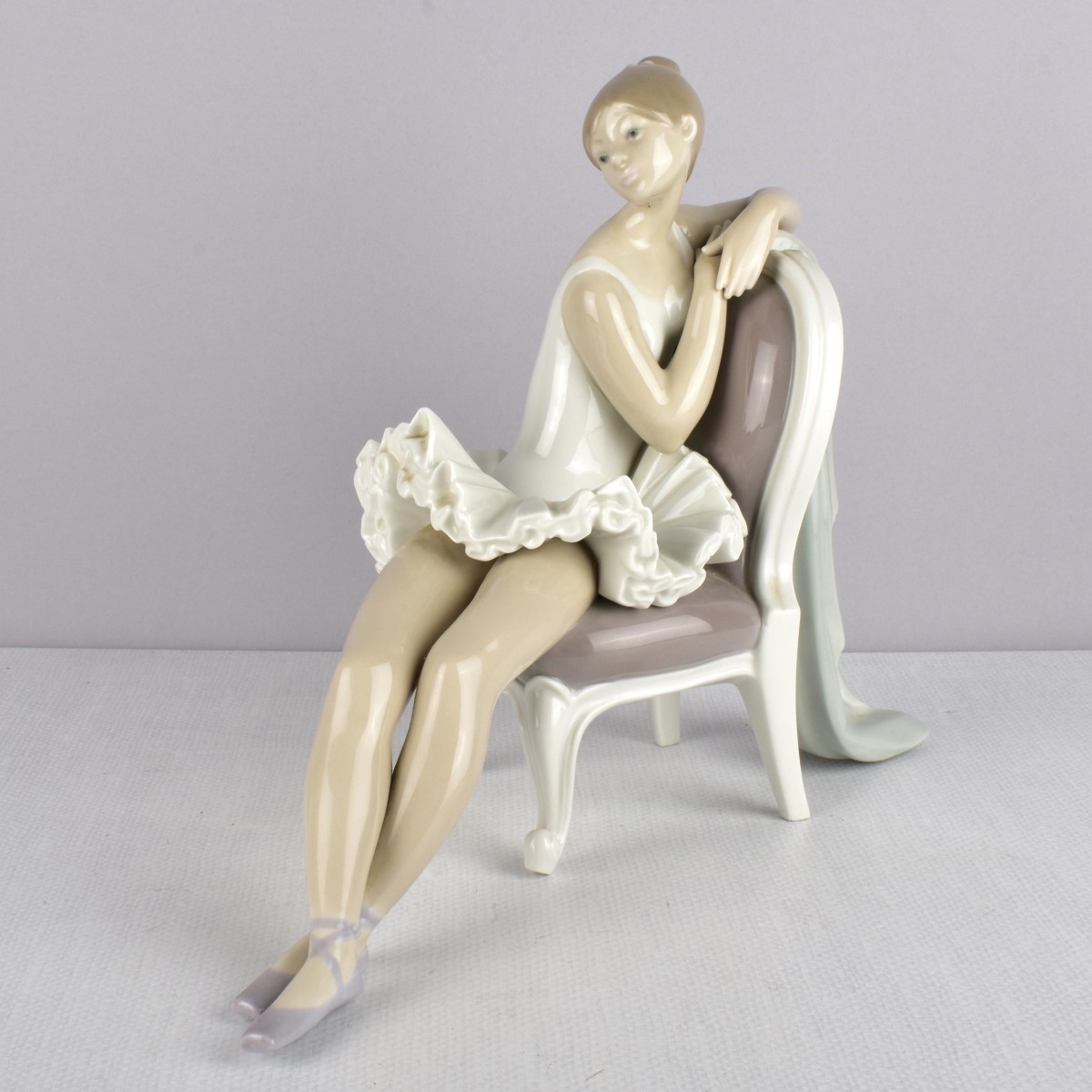 Lladro Glazed Porcelain Figurine