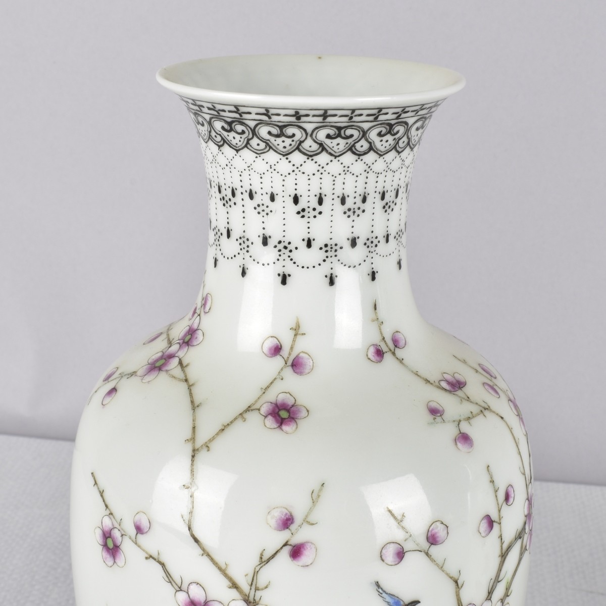 Chinese Egg Shell Porcelain Vases