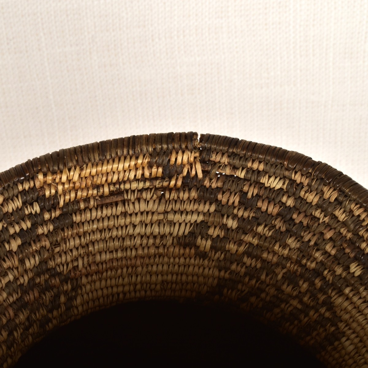 19/20th Century Apache Olla Basket