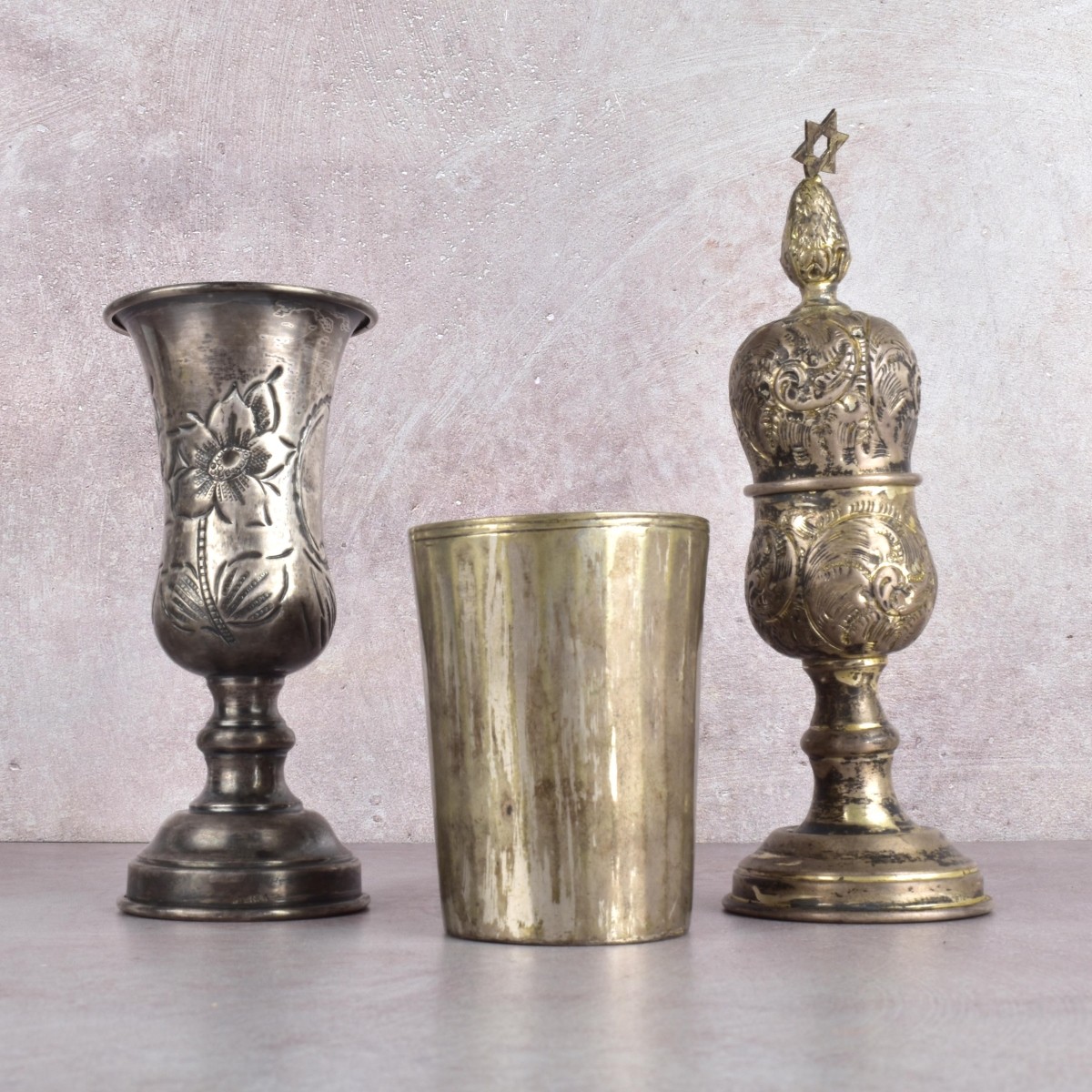 Antique Silver Table Articles