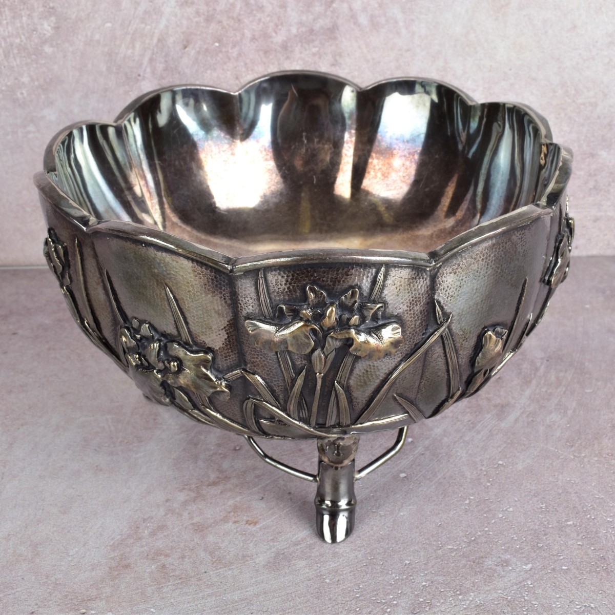 Nomura Workshop Silver Repousse Bowl