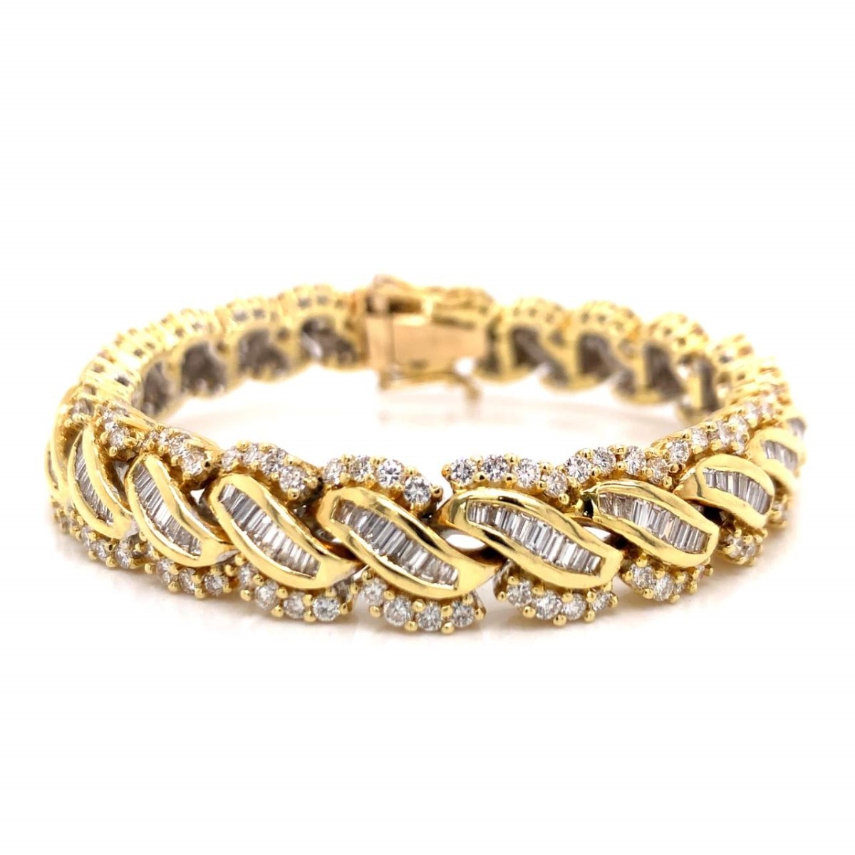 Diamond and 18K Bracelet