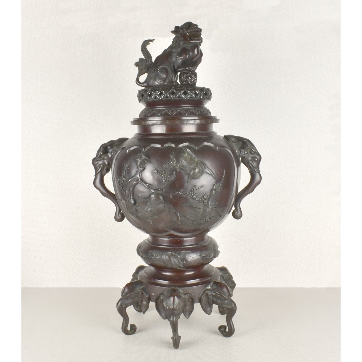 Lg Japanese Meiji Era Covered Bronze Urn