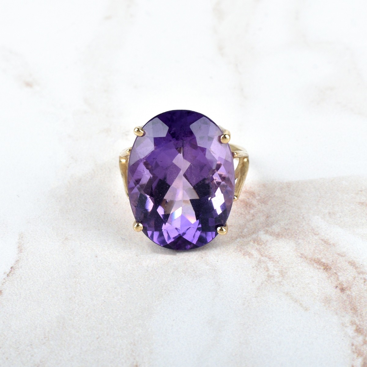 Amethyst and 10K Ring