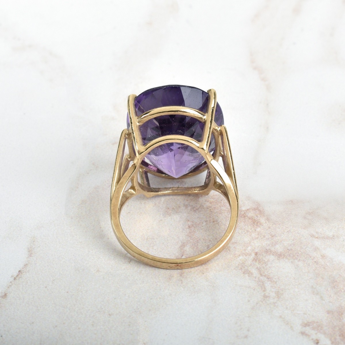 Amethyst and 10K Ring