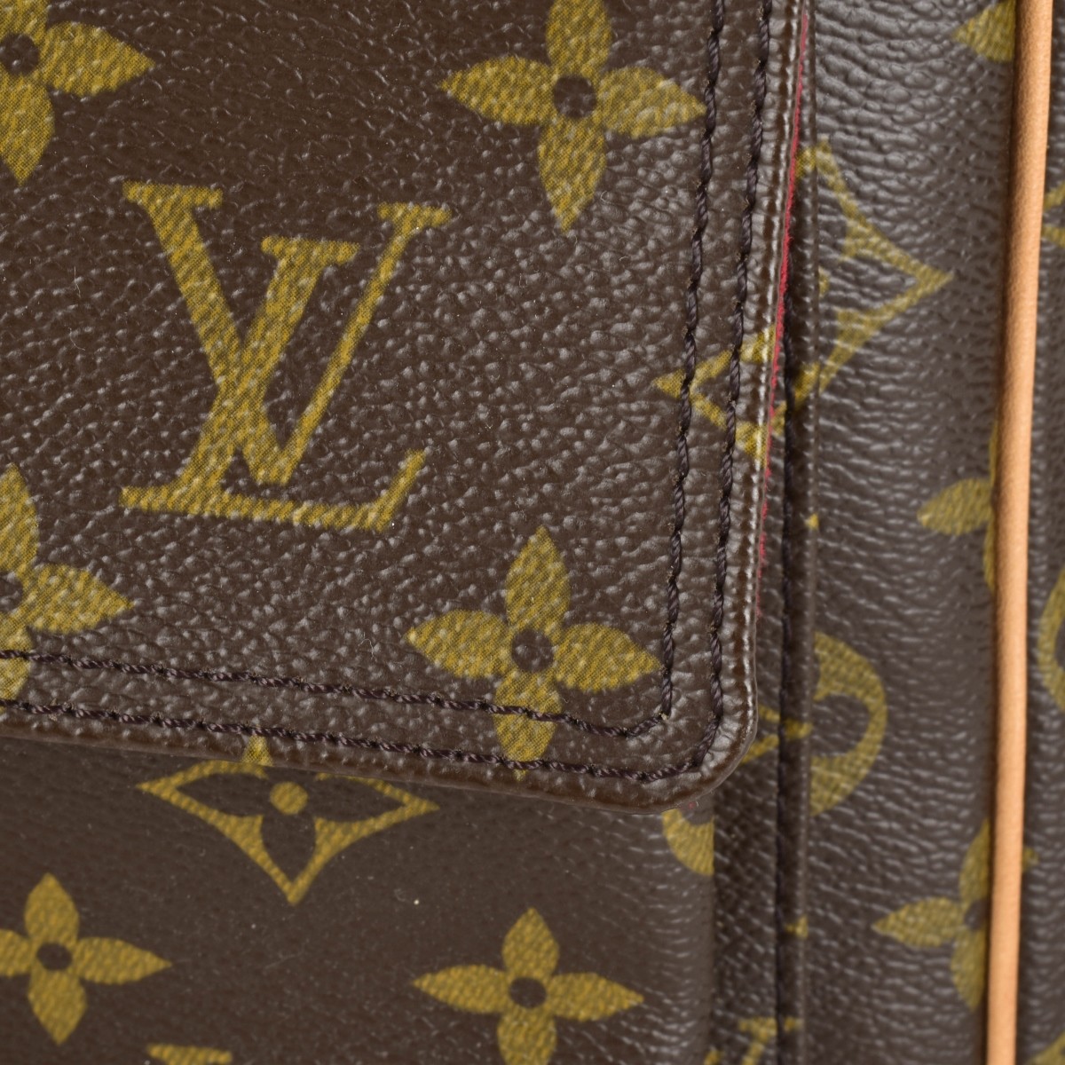 Louis Vuitton Multipli-Cite Bag