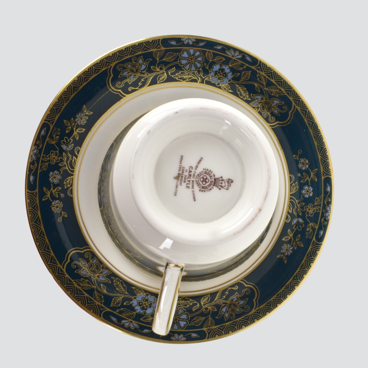 Royal Doulton "Carlyle" Dinner Service
