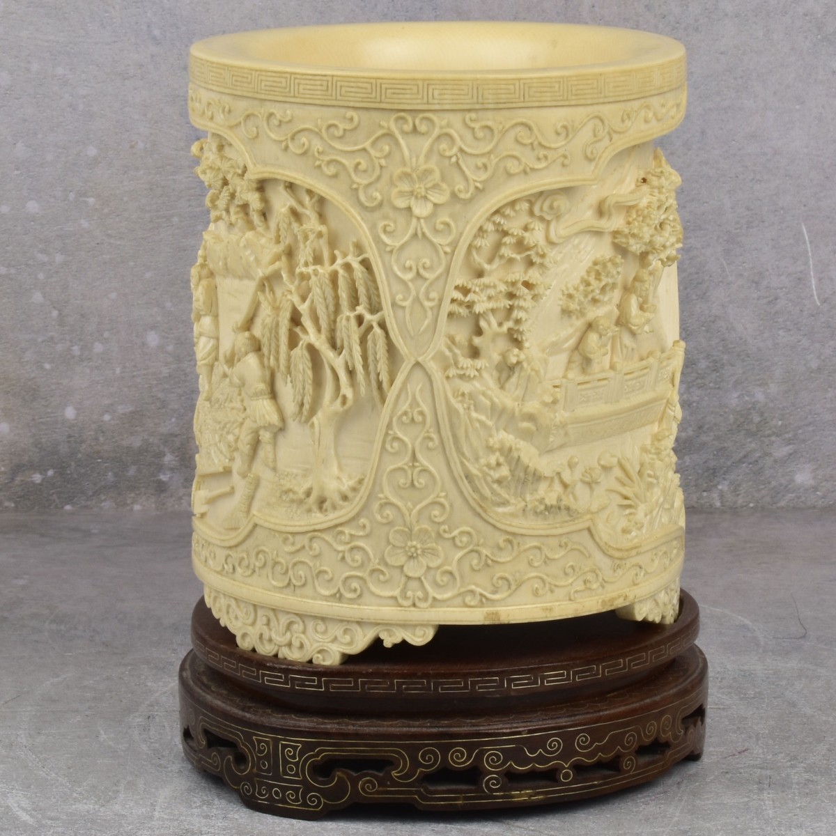 Antique Chinese Carved Brush Pot