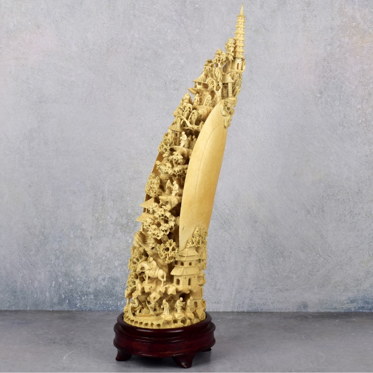 Chinese Intricately Carved Sculpture