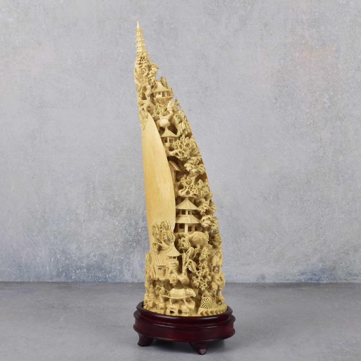 Chinese Intricately Carved Sculpture