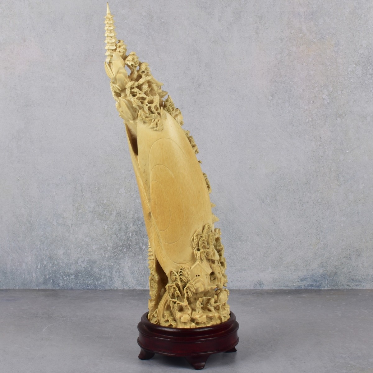 Chinese Intricately Carved Sculpture