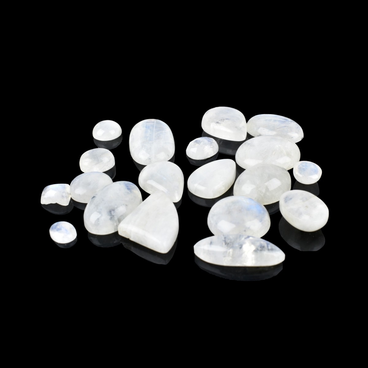 237.1ct TW Moonstones