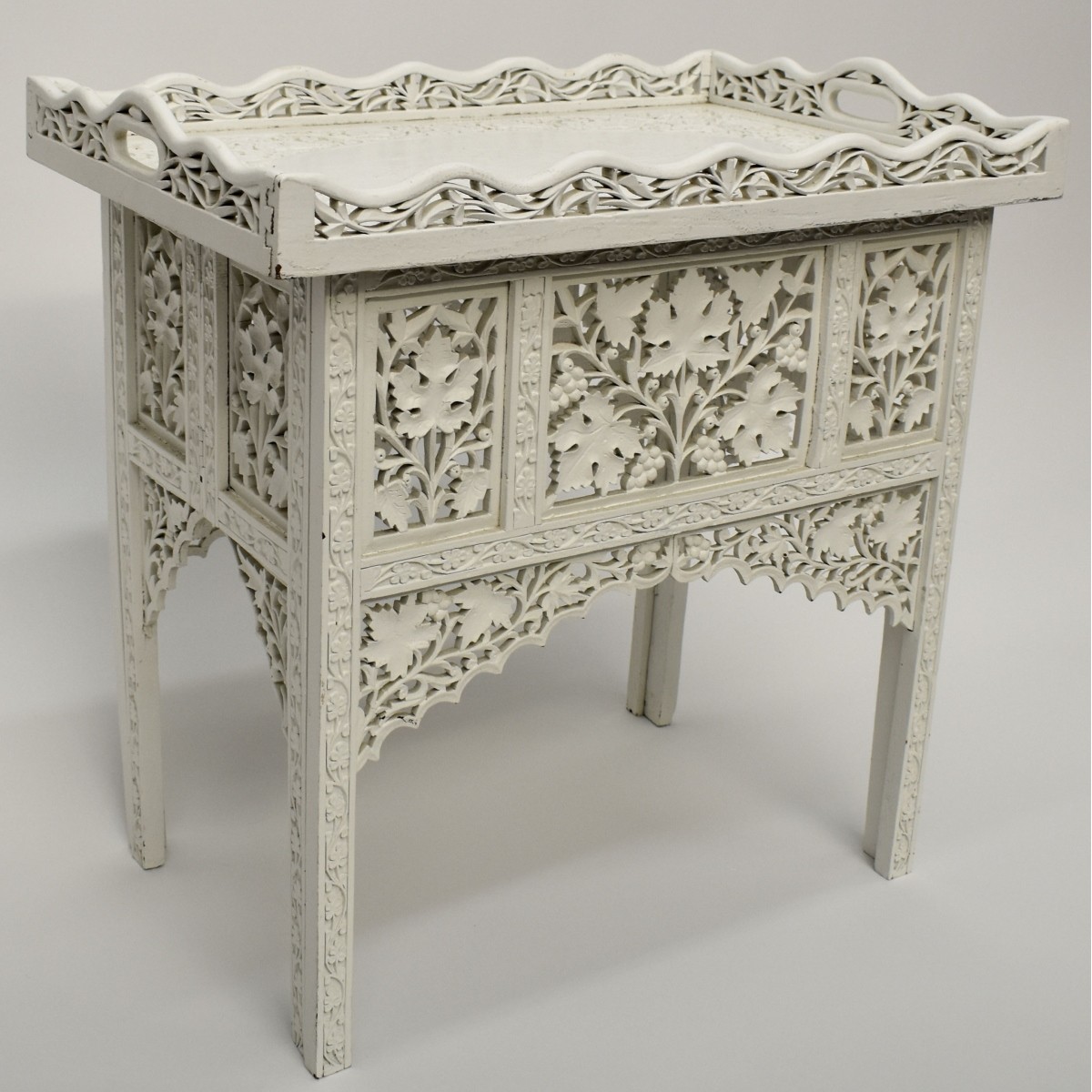 Vintage White Moroccan Table