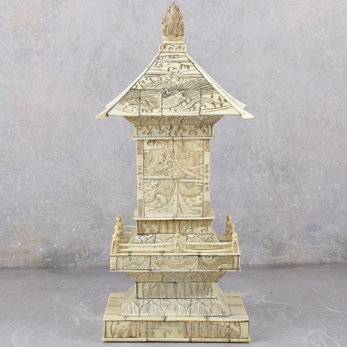 Antique Chinese Finely Carved Buddah Temple/Pagoda