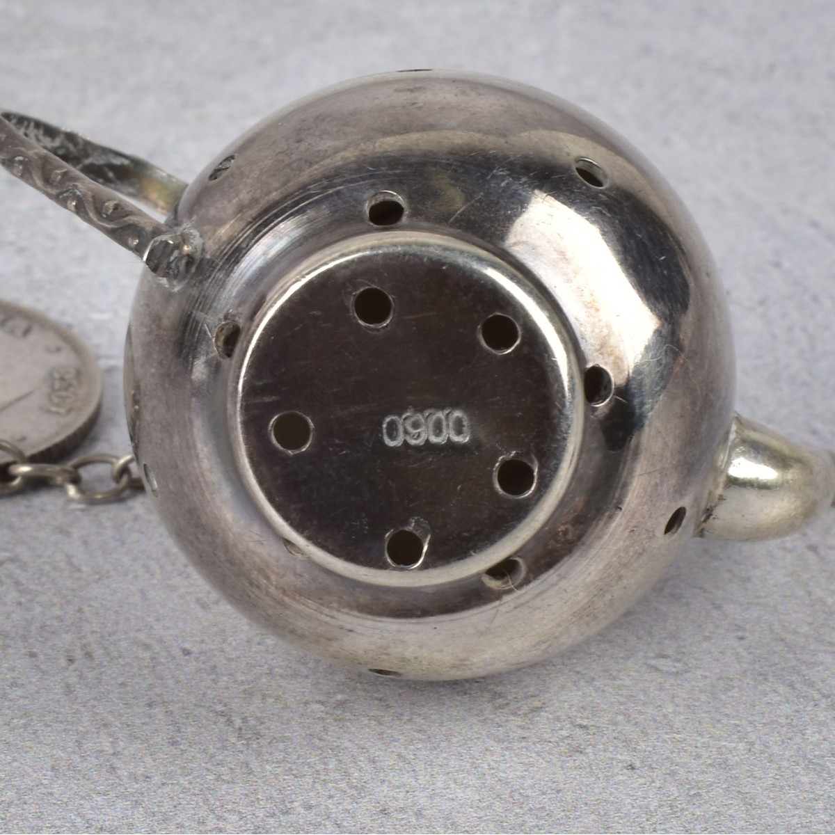 Sterling 900 Mini Tea Strainers with Saucers