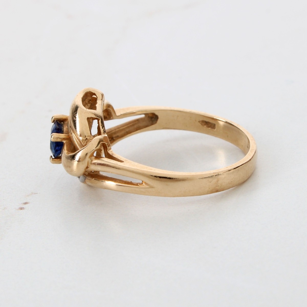 Sapphire, Diamond and 14K Ring