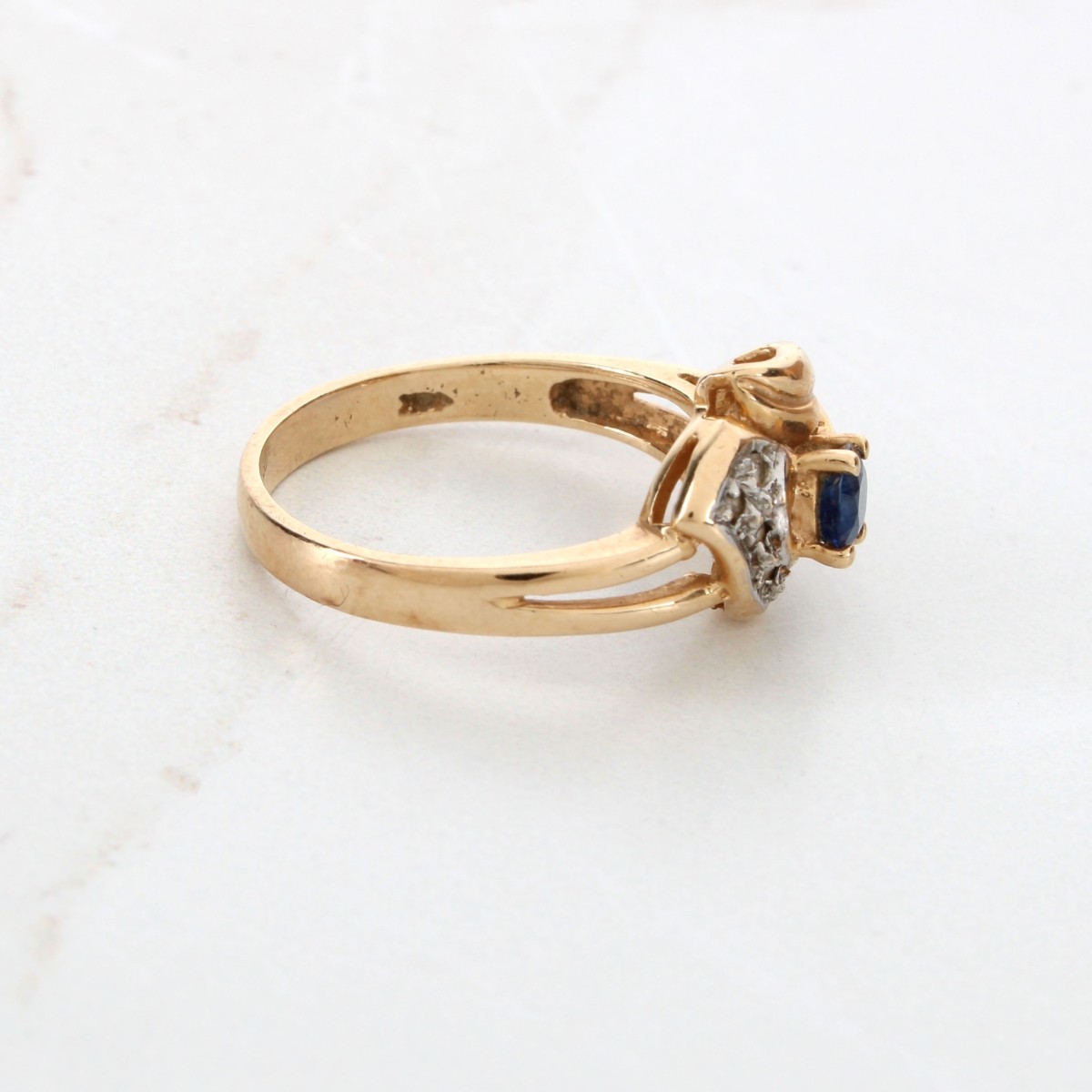 Sapphire, Diamond and 14K Ring