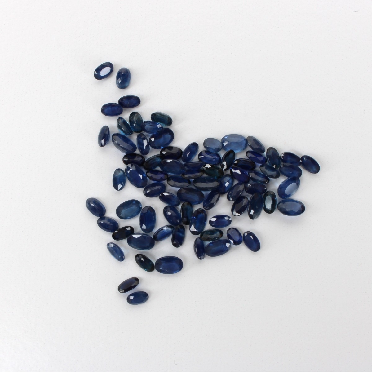 27.1CT TW Sapphires