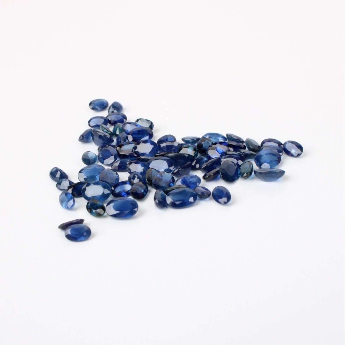 27.1CT TW Sapphires