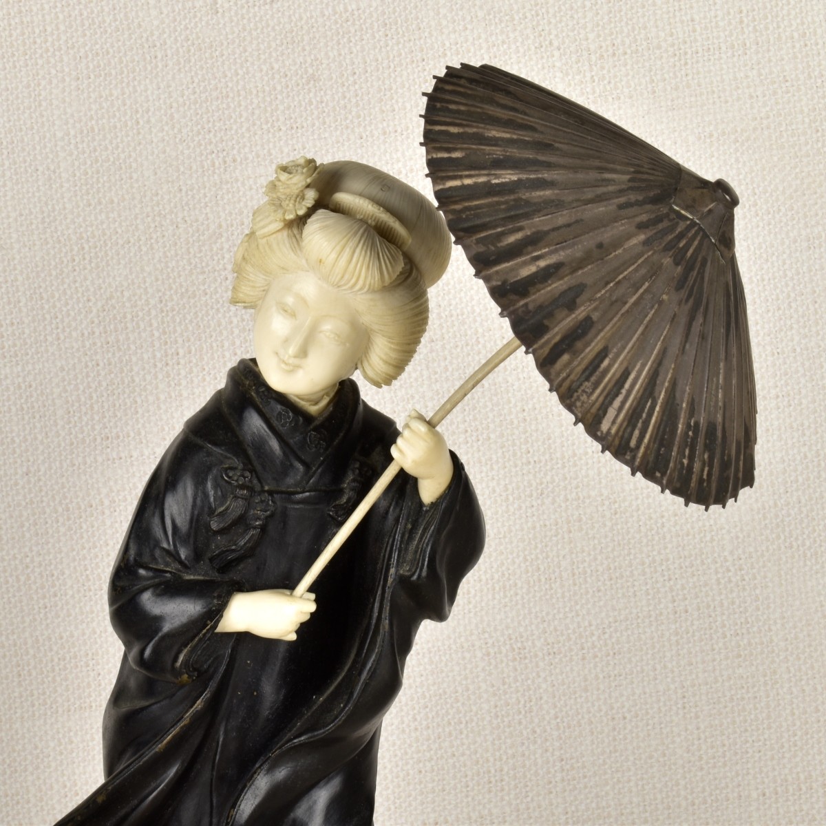 Bronze Japanese Carved Geisha
