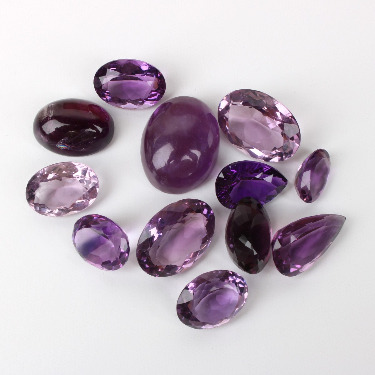 167.3CT TW Amethysts