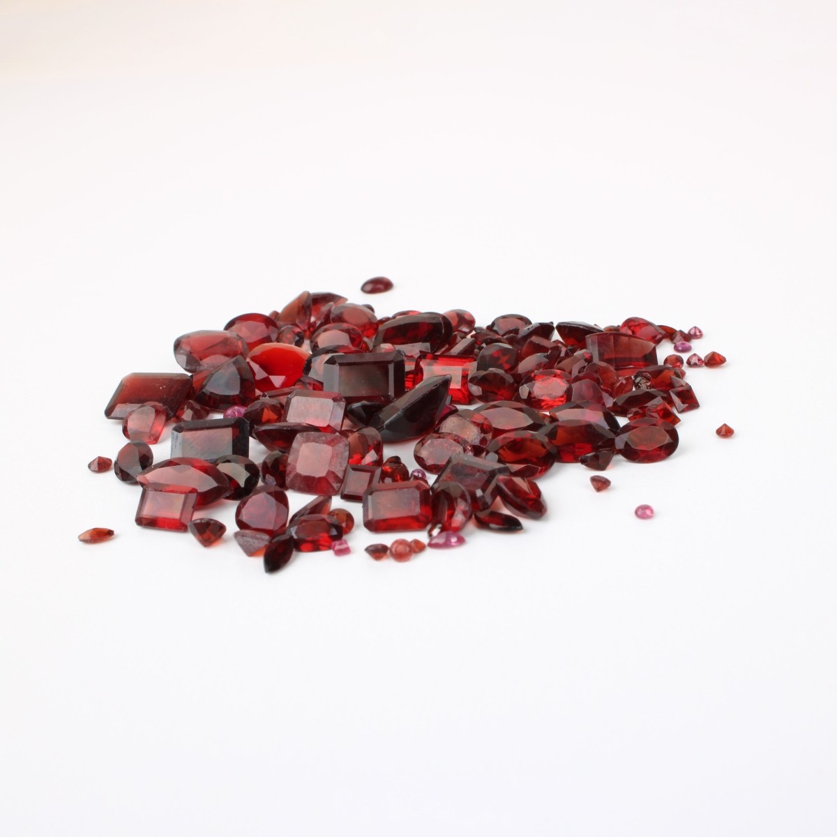 105.6CT TW Garnets