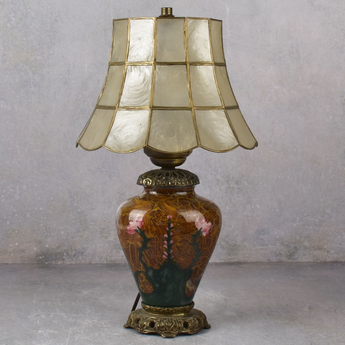 Vintage Reverse Painted Glass Boudoir Lamp