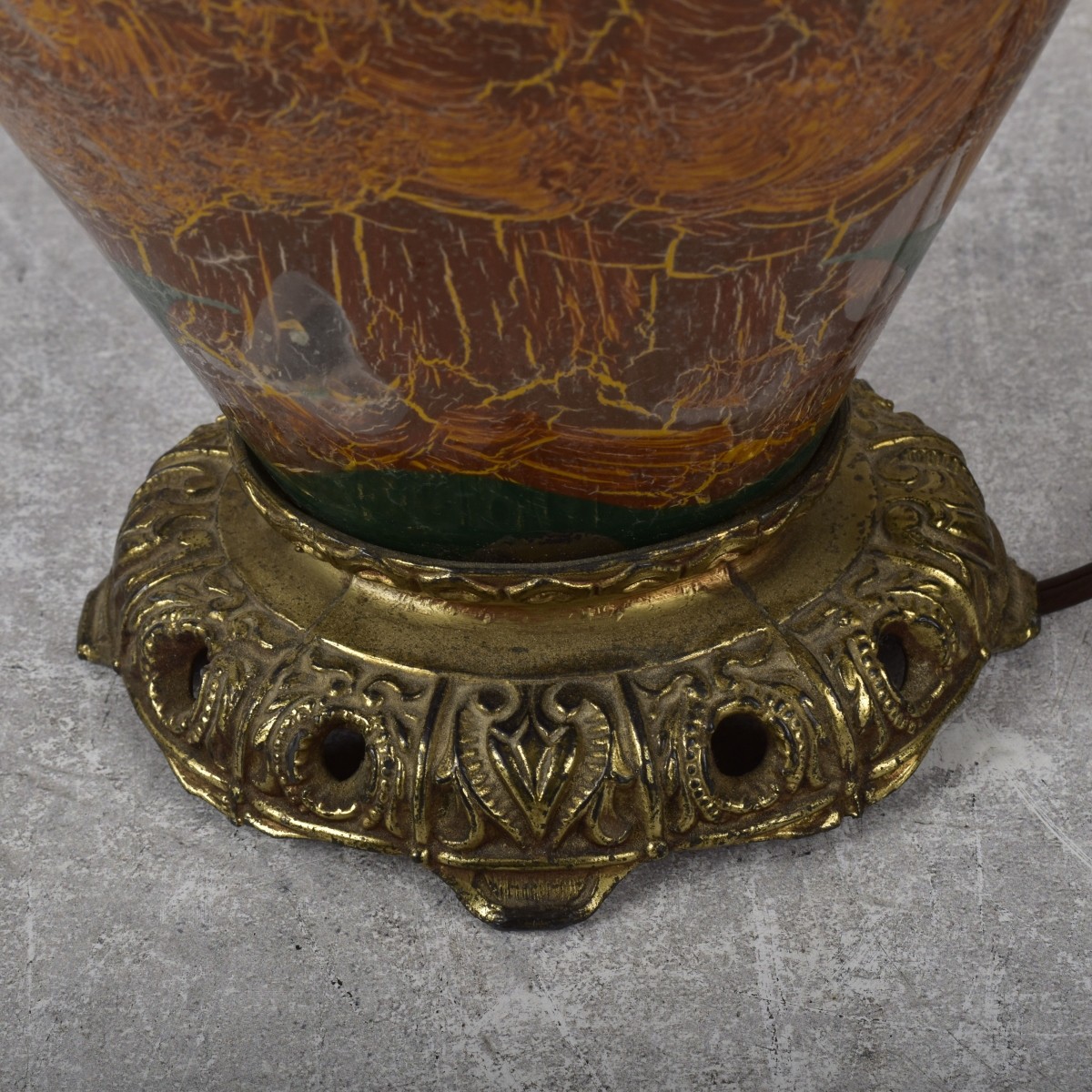 Vintage Reverse Painted Glass Boudoir Lamp