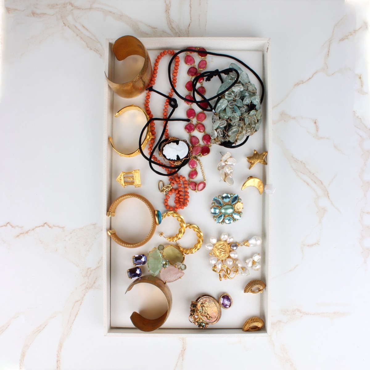 Tray Lot of Fashion Jewelry