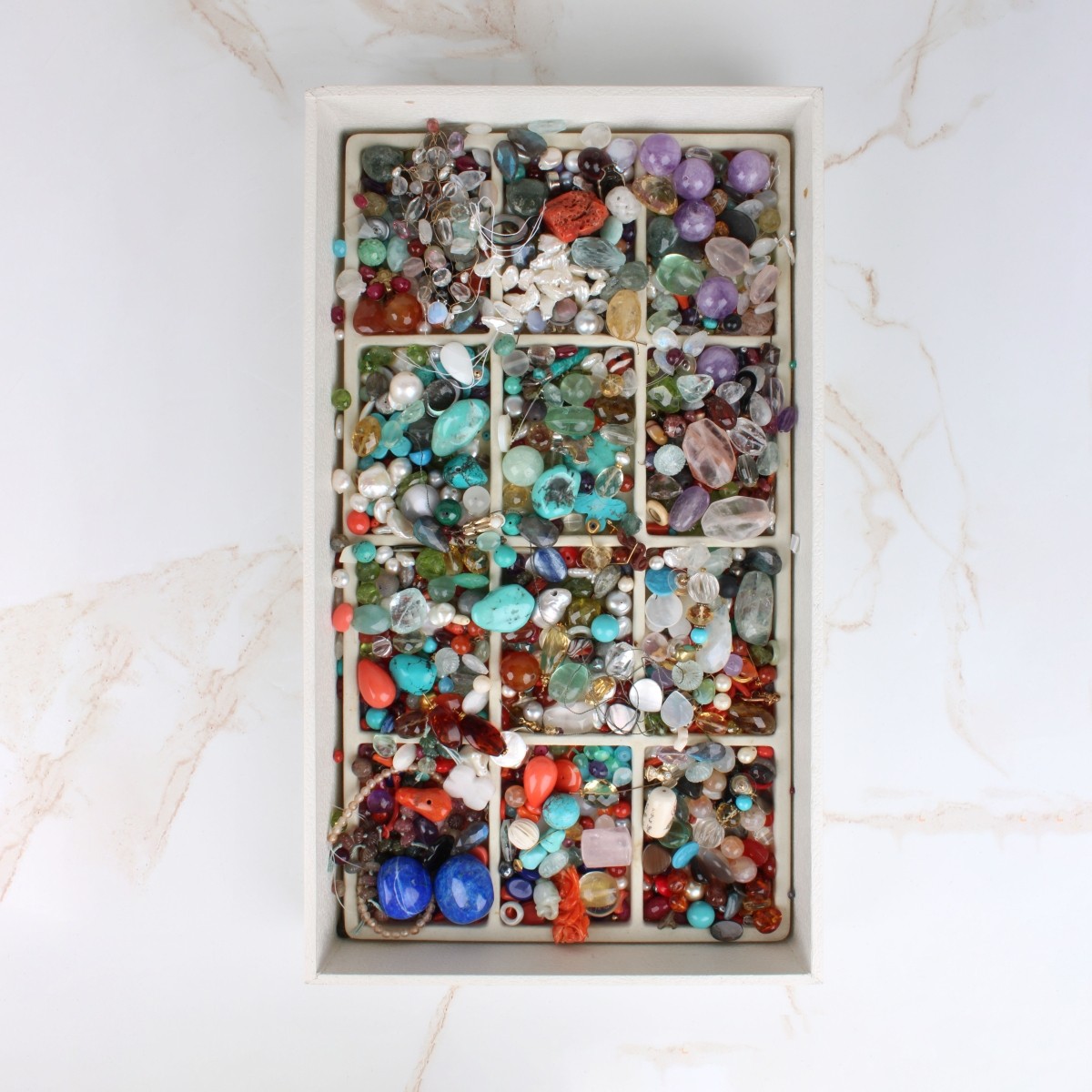 Tray Lot of Assorted Beads