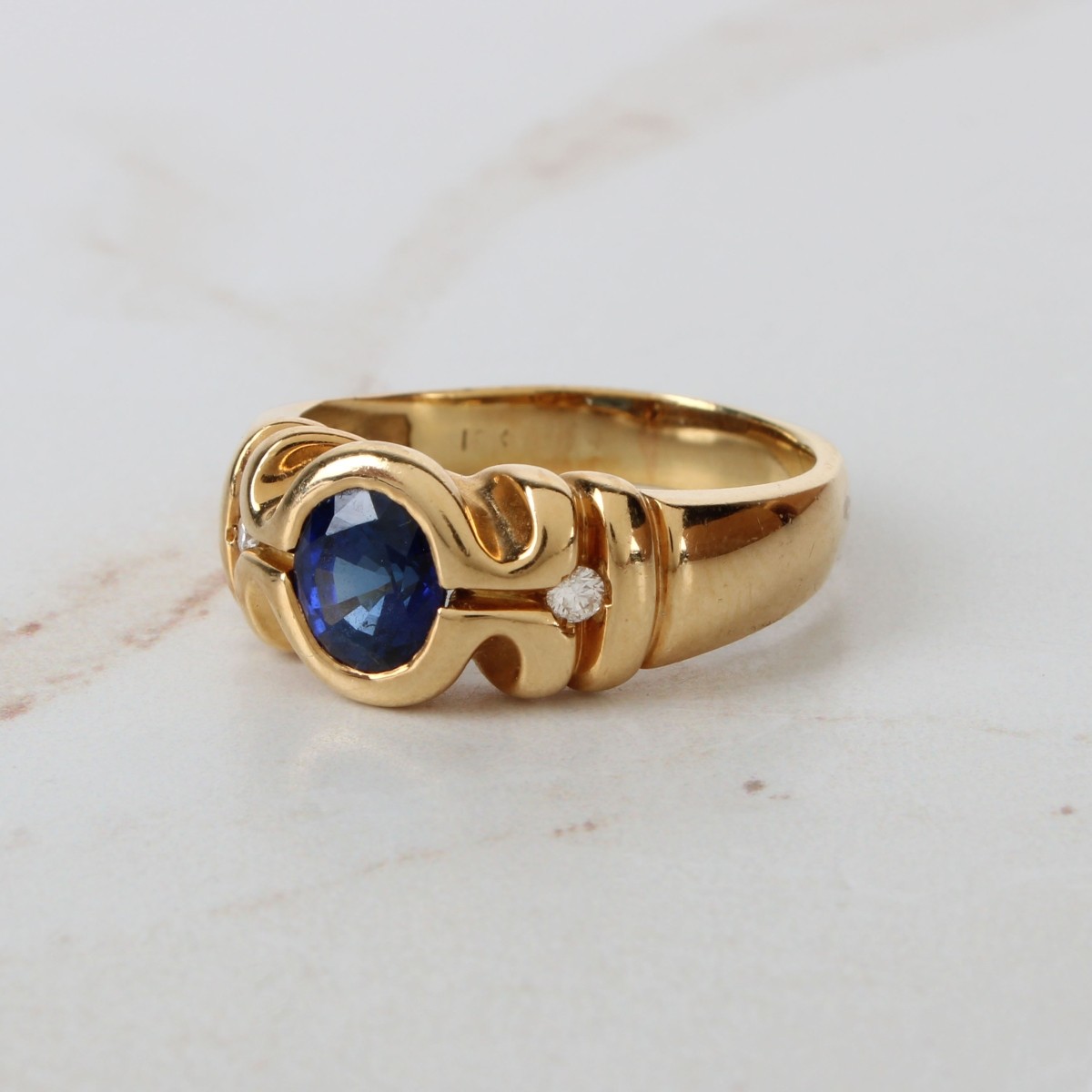 Tanzanite, Diamond and 18K Ring