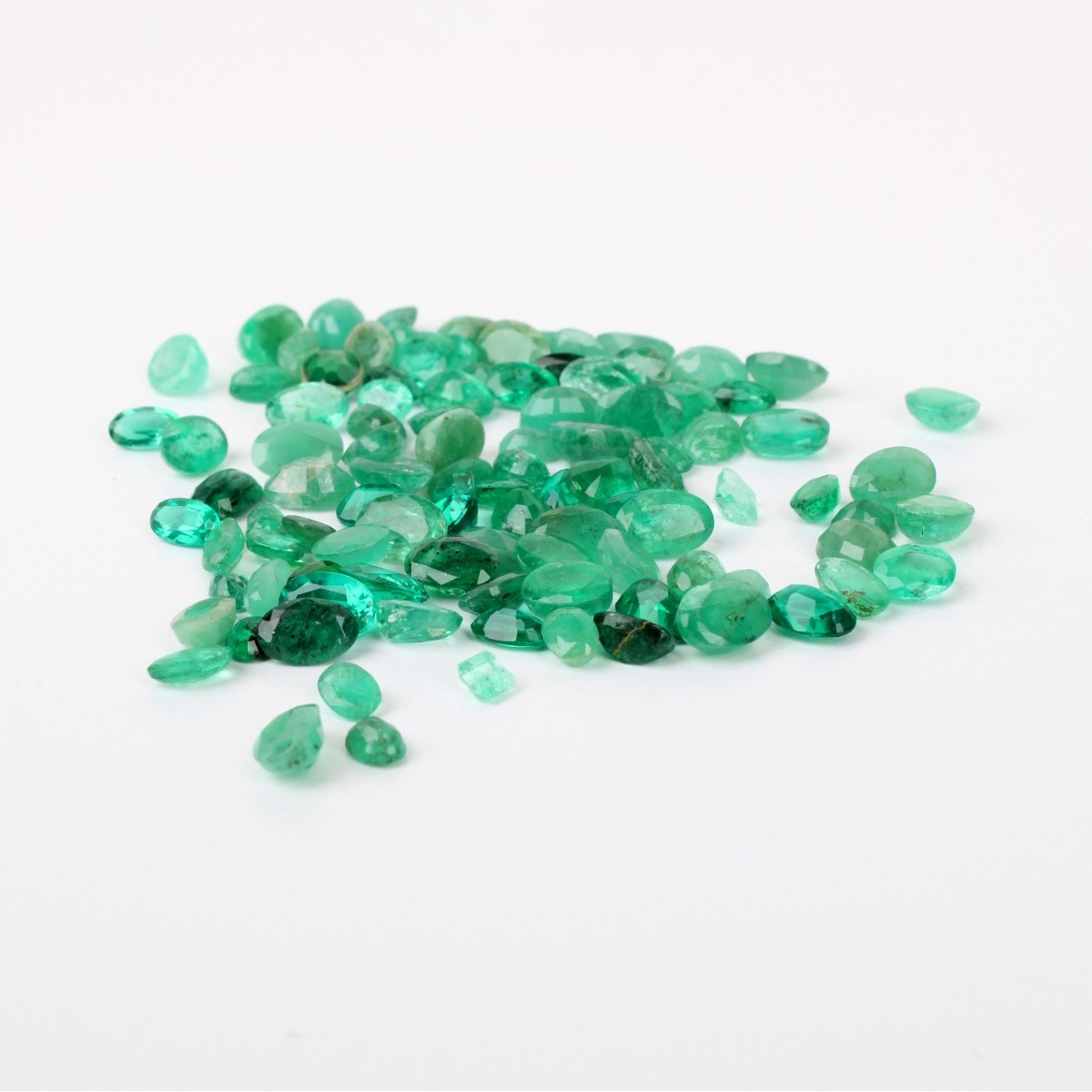 34.1CT TW Colombian Emeralds