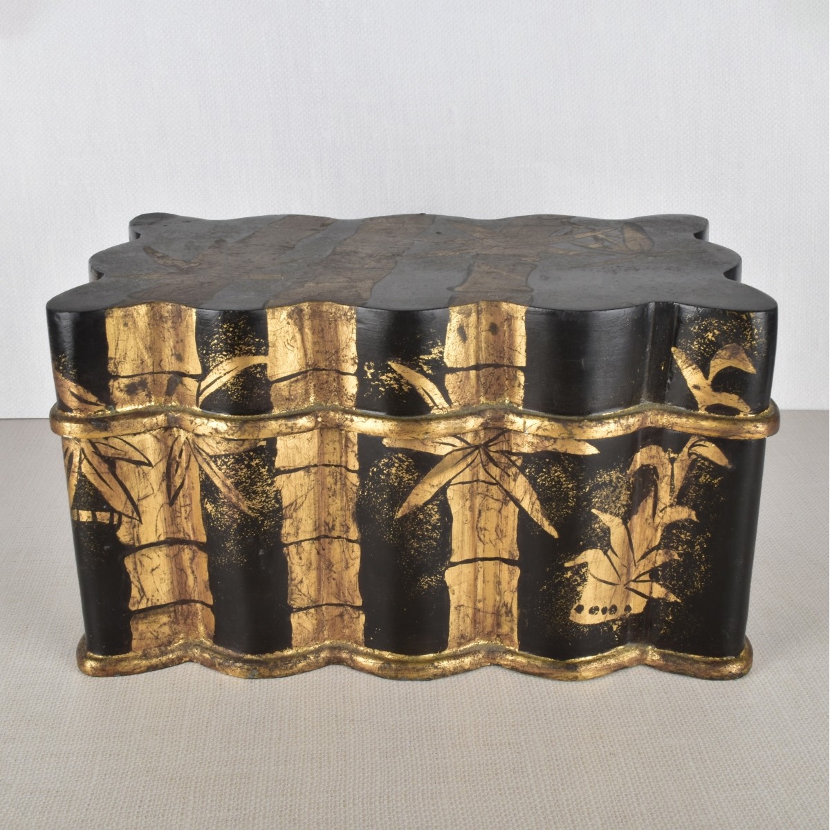 Large Chinese Box