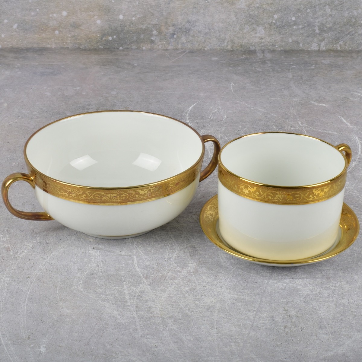 Raynaud Limoges "Ambassador" Dinner Service