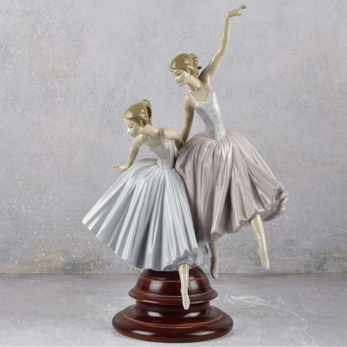 Vintage Lladro Sculpture of Ballerinas