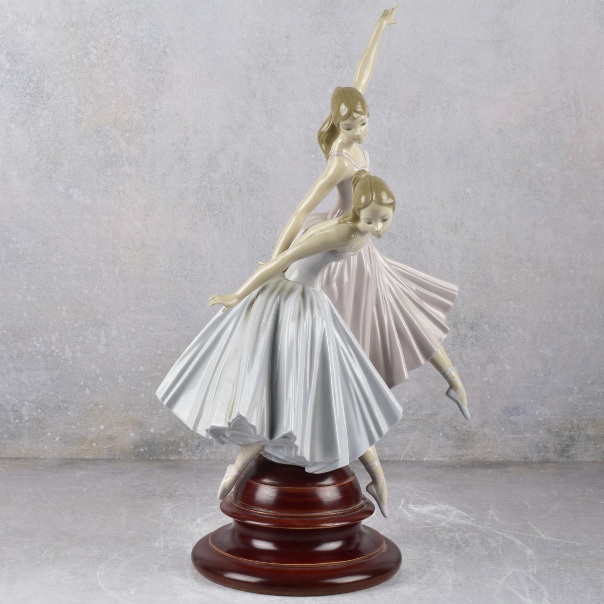 Vintage Lladro Sculpture of Ballerinas