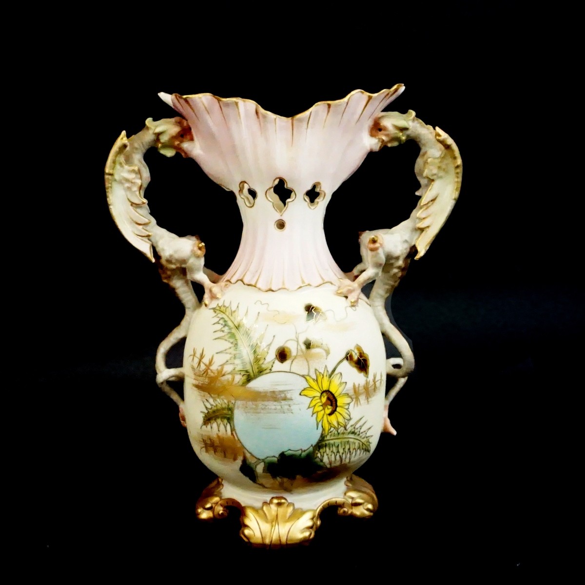 Amphora Assorted Tableware Pieces