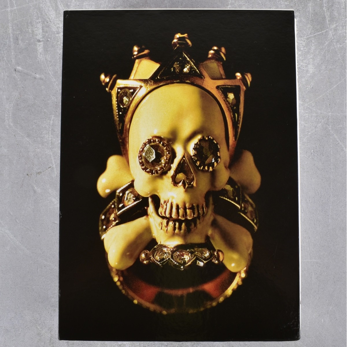 Memoire Slipcase Set: Jewelry