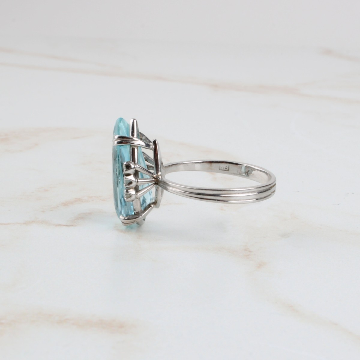 Aquamarine, Diamond and 18K Ring